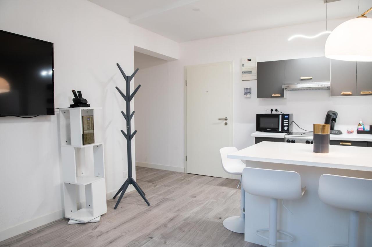 *Le Tendance Appart* Village-Neuf Luaran gambar